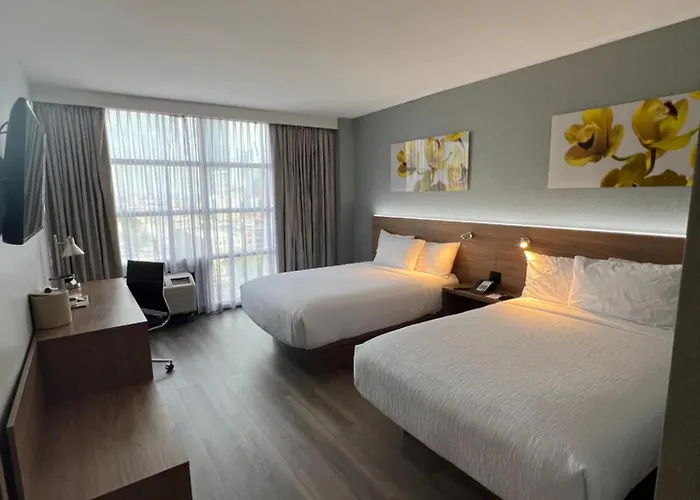 Wingate By Wyndham Long Island City